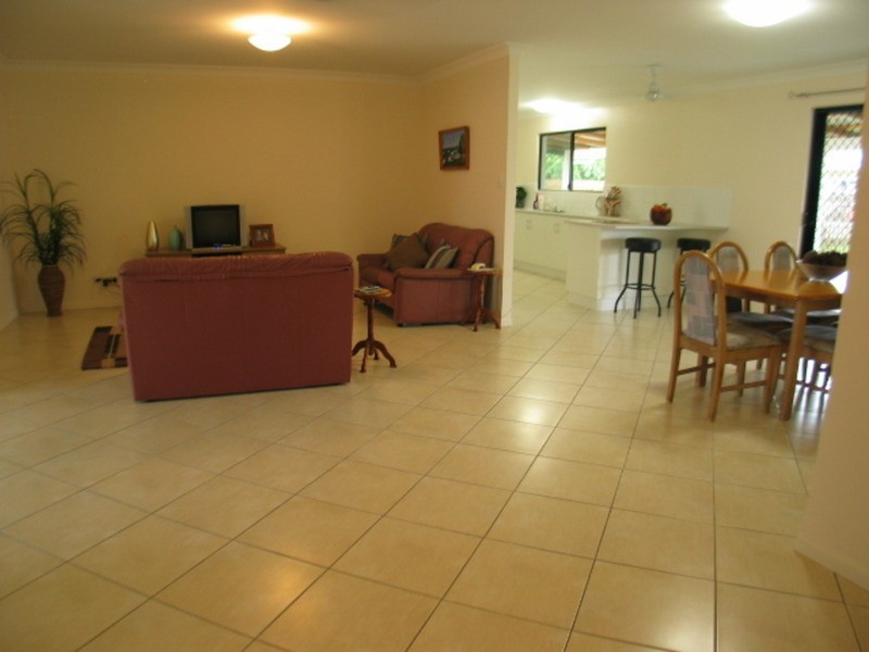 19 Hillview Place, Bowen QLD 4805