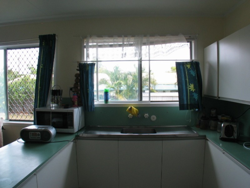 5 Rodney Street, Bowen QLD 4805