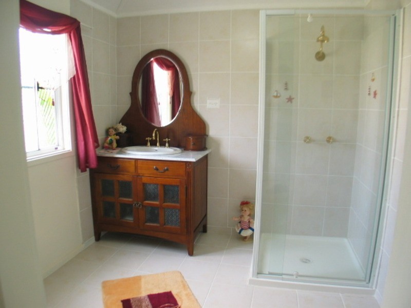 8 Gordon Street, Bowen QLD 4805