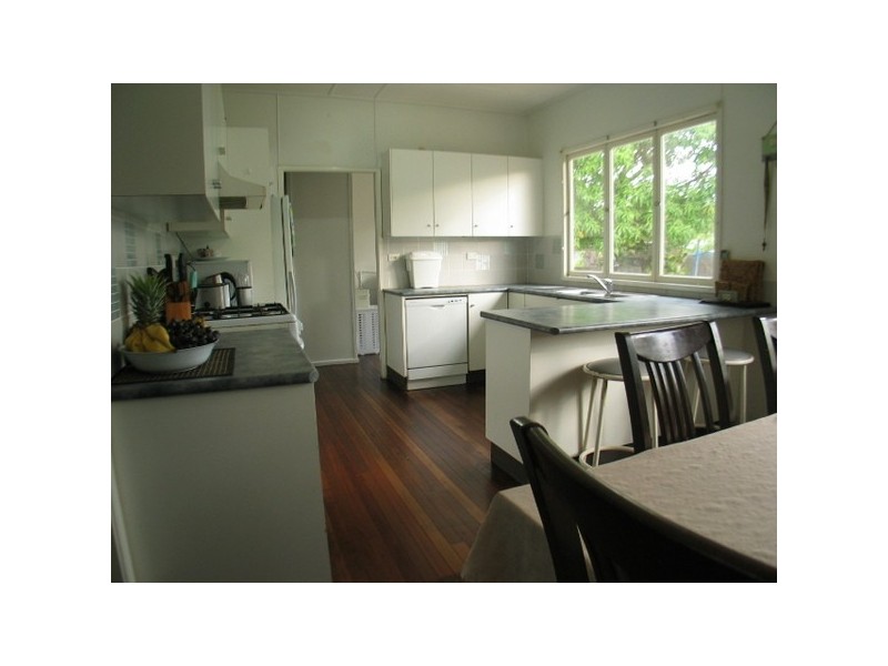 13 Tracey Street, Bowen QLD 4805