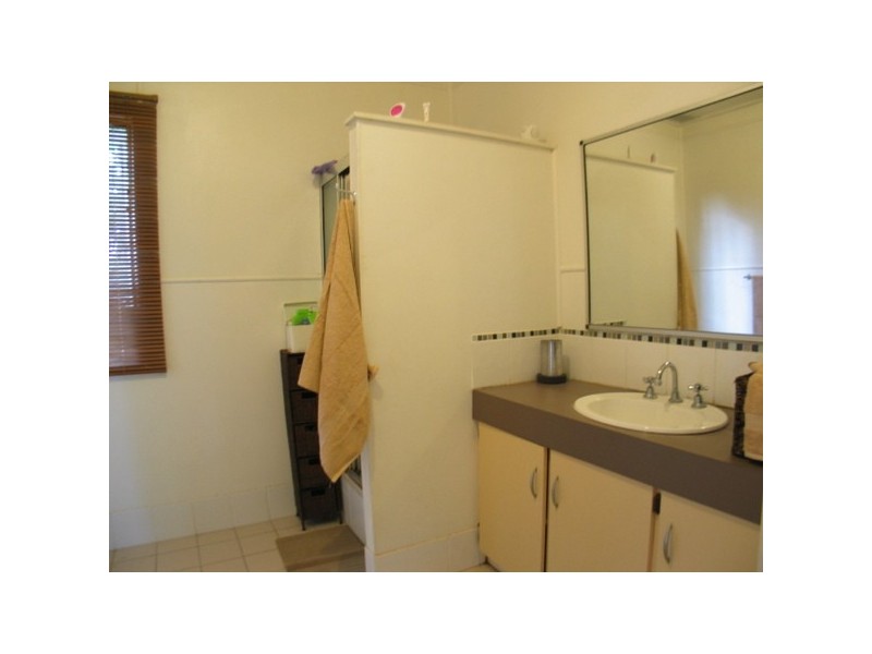 13 Tracey Street, Bowen QLD 4805