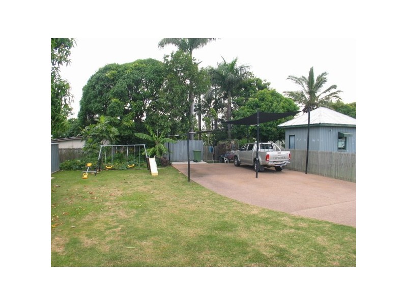 13 Tracey Street, Bowen QLD 4805