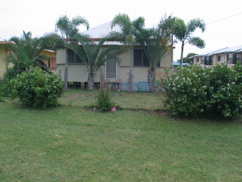 36 Poole Street, Bowen QLD 4805