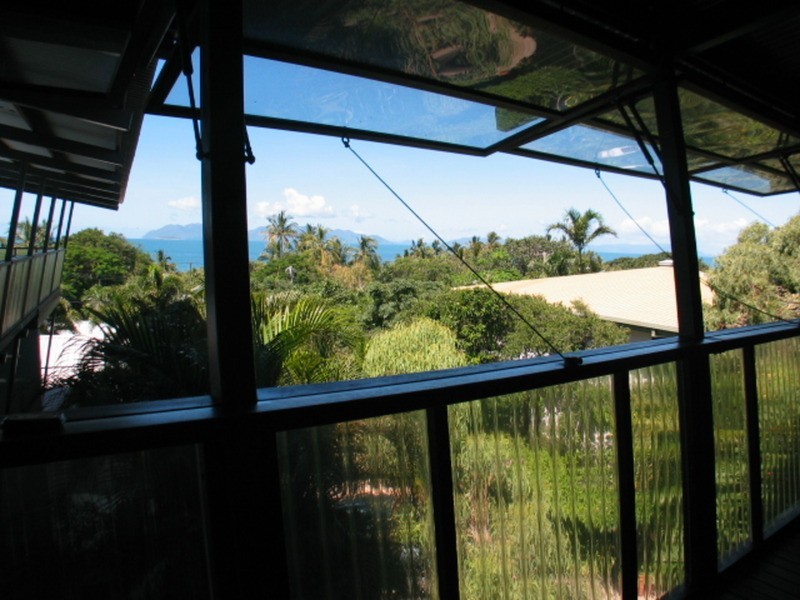 11 Banyan Drive, Bowen QLD 4805