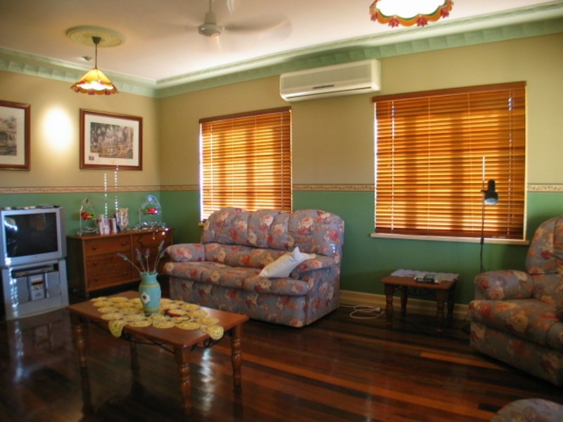 21 Poole Street, Bowen QLD 4805