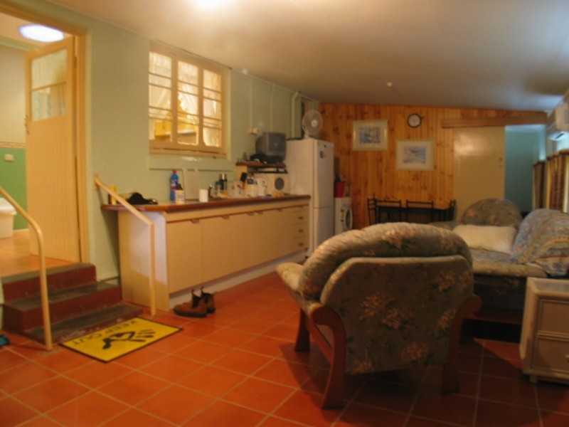 21 Poole Street, Bowen QLD 4805