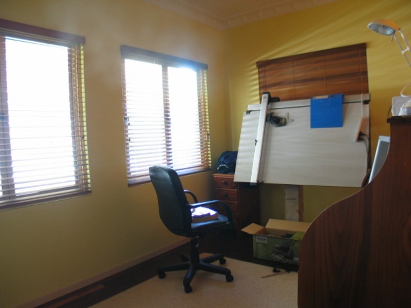 21 Poole Street, Bowen QLD 4805