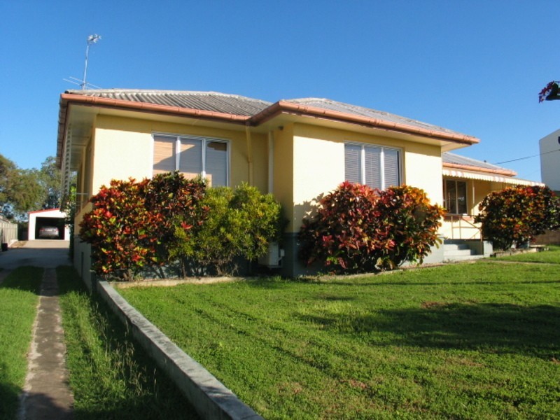 21 Poole Street, Bowen QLD 4805