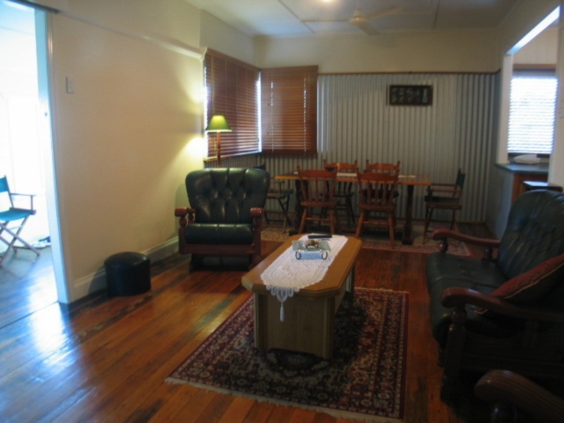 121 Esplanade, Bowen QLD 4805