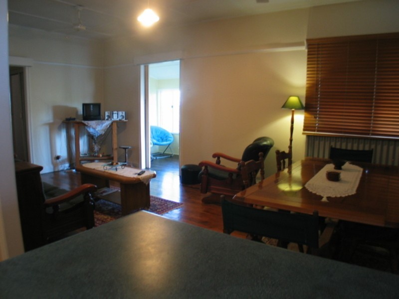 121 Esplanade, Bowen QLD 4805