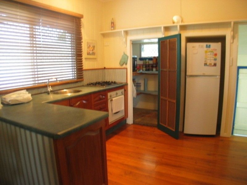 121 Esplanade, Bowen QLD 4805