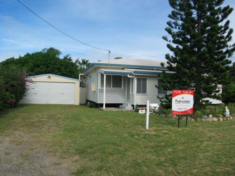 121 Esplanade, Bowen QLD 4805