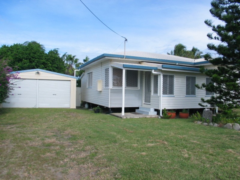 121 Esplanade, Bowen QLD 4805