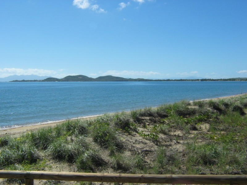 85 Esplanade, Bowen QLD 4805