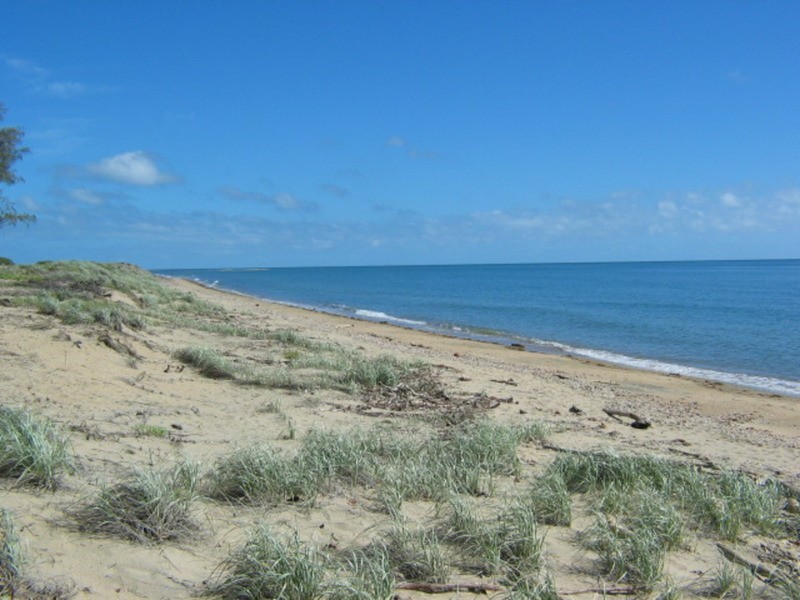 85 Esplanade, Bowen QLD 4805