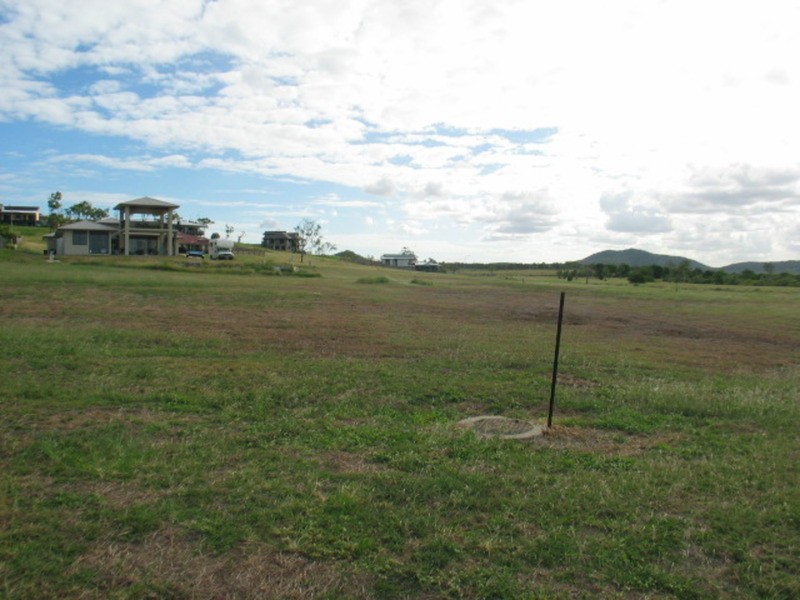 17 Bayside Court, Bowen QLD 4805