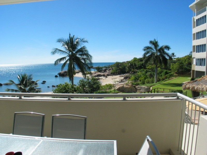 2/2b Horseshoe Bay Road, Bowen QLD 4805