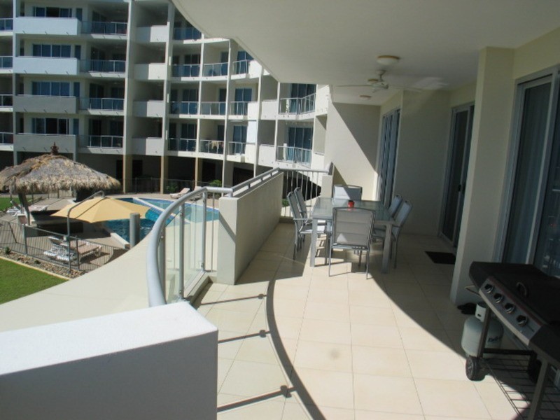 2/2b Horseshoe Bay Road, Bowen QLD 4805