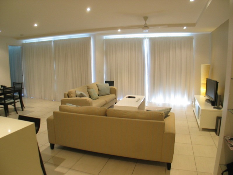 2/2b Horseshoe Bay Road, Bowen QLD 4805