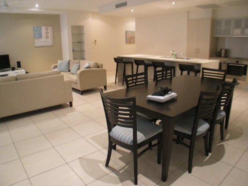 2/2b Horseshoe Bay Road, Bowen QLD 4805