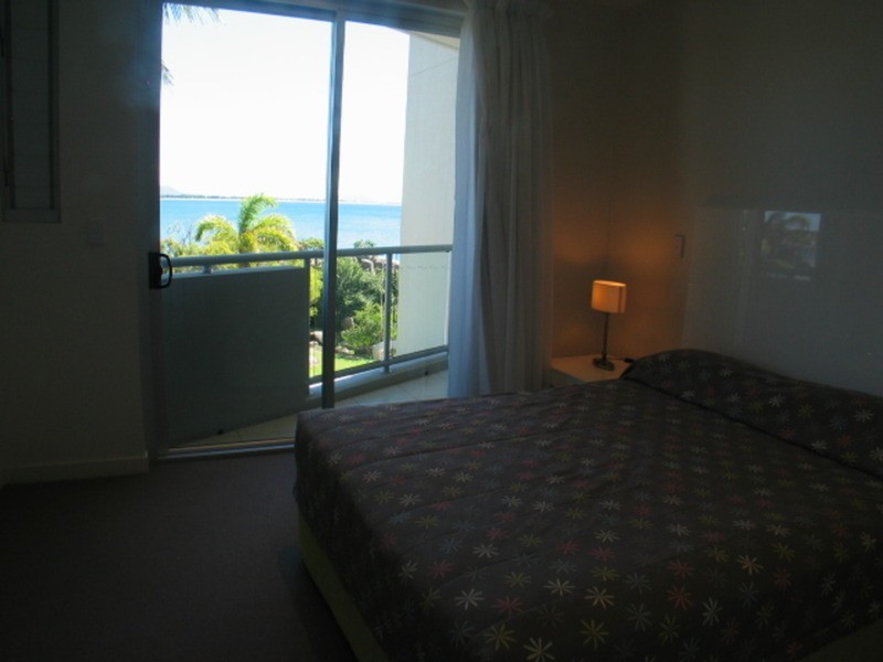 2/2b Horseshoe Bay Road, Bowen QLD 4805