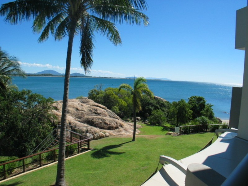 2/2b Horseshoe Bay Road, Bowen QLD 4805