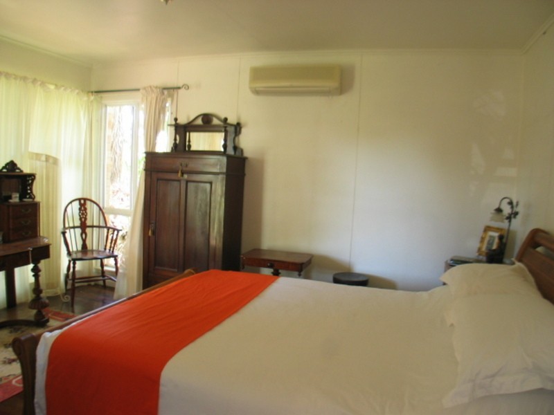 25 Tollington Road, Bowen QLD 4805