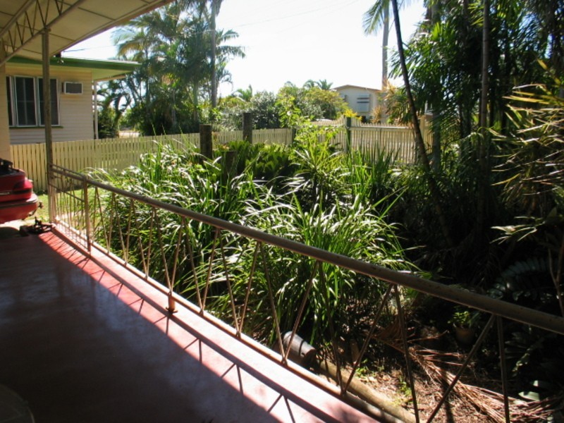 25 Tollington Road, Bowen QLD 4805