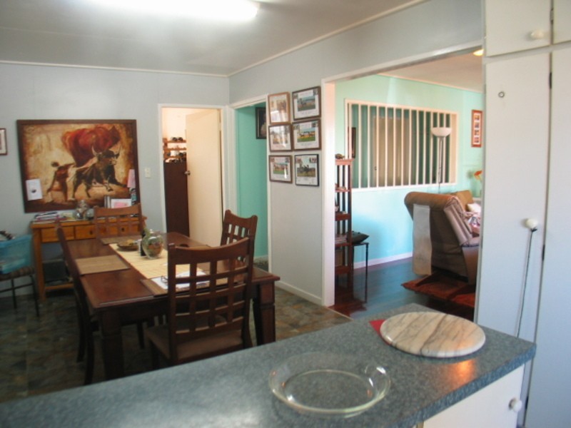 28 Livingstone Street, Bowen QLD 4805