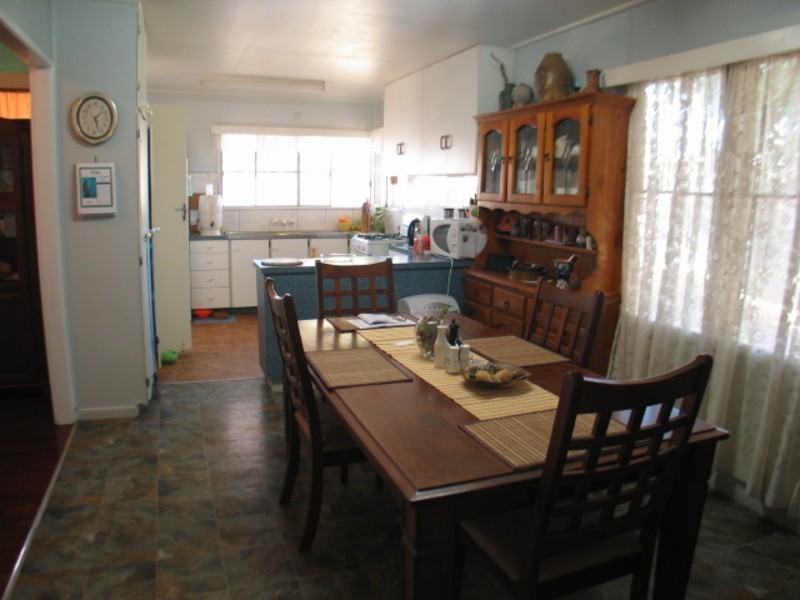 28 Livingstone Street, Bowen QLD 4805