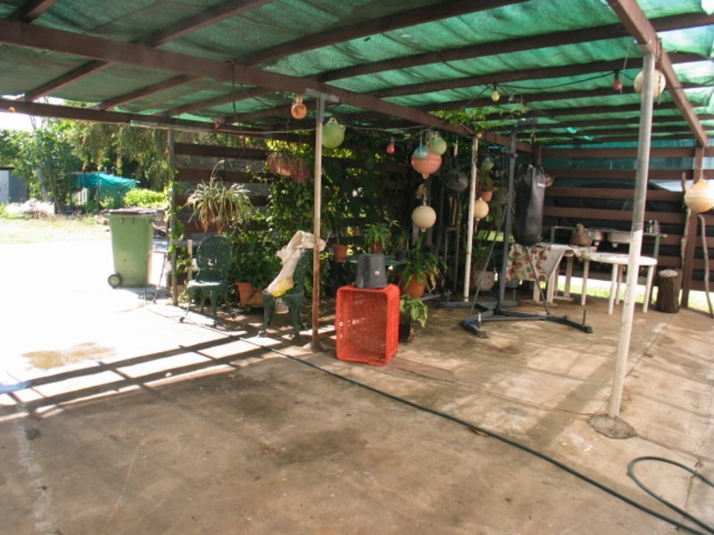 28 Livingstone Street, Bowen QLD 4805