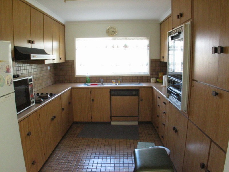 66 Hillview Road, Bowen QLD 4805