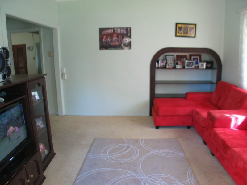 19 Golf Links Road, Bowen QLD 4805