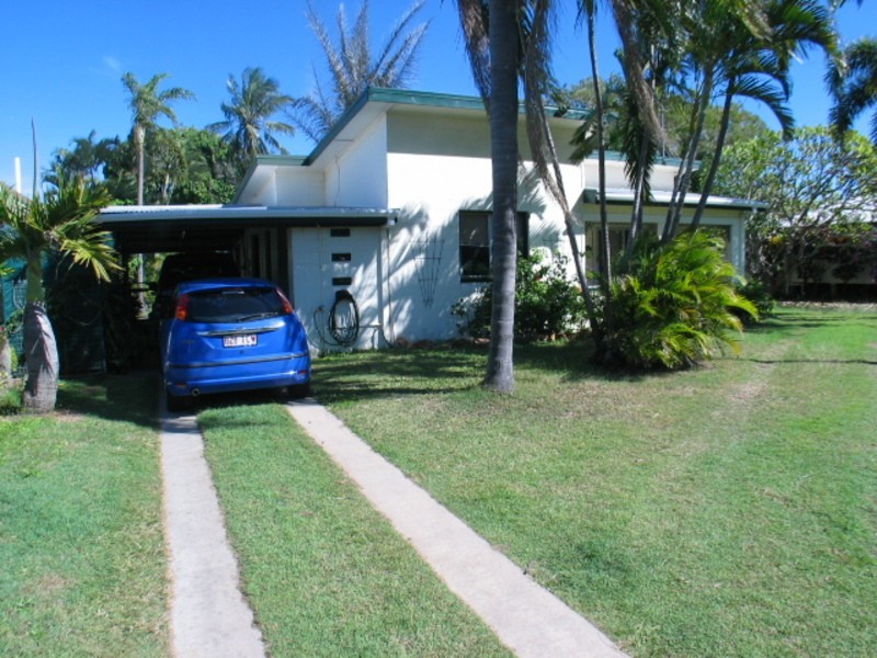 19 Golf Links Road, Bowen QLD 4805