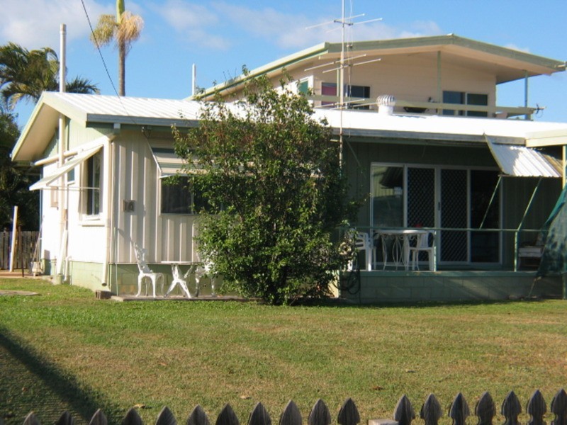 16 Wentworth Street, Bowen QLD 4805