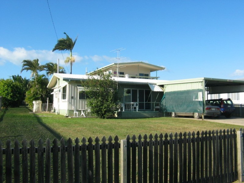 16 Wentworth Street, Bowen QLD 4805