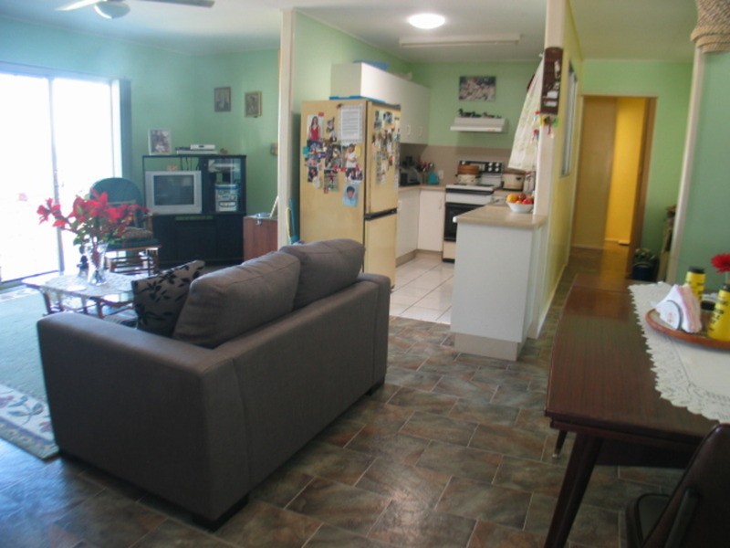 16 Wentworth Street, Bowen QLD 4805