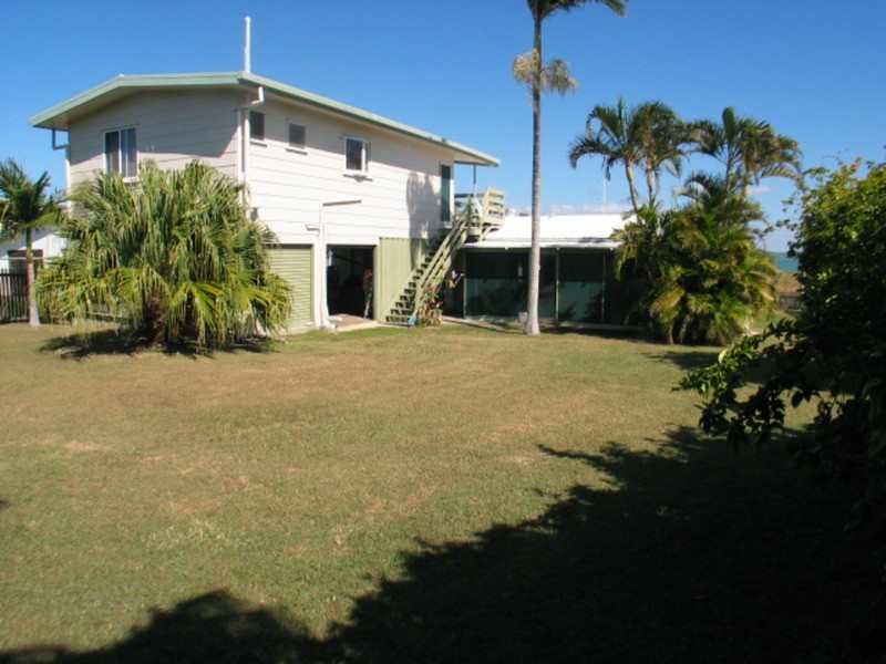 16 Wentworth Street, Bowen QLD 4805