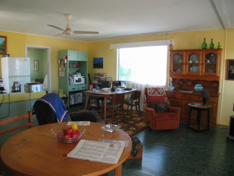 16 Wentworth Street, Bowen QLD 4805