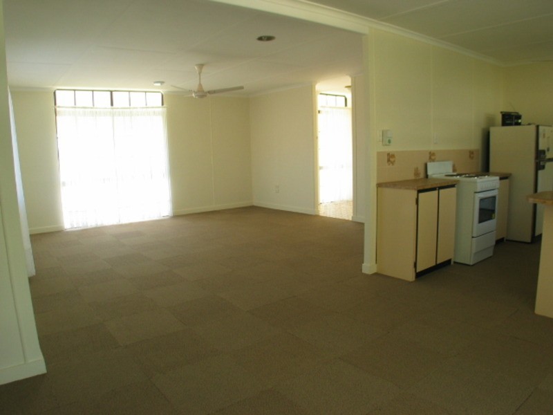 13 Sunset Crescent, Bowen QLD 4805