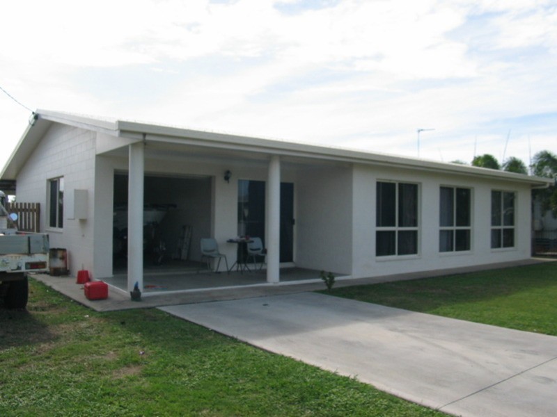 12 Emmerson Drive, Bowen QLD 4805