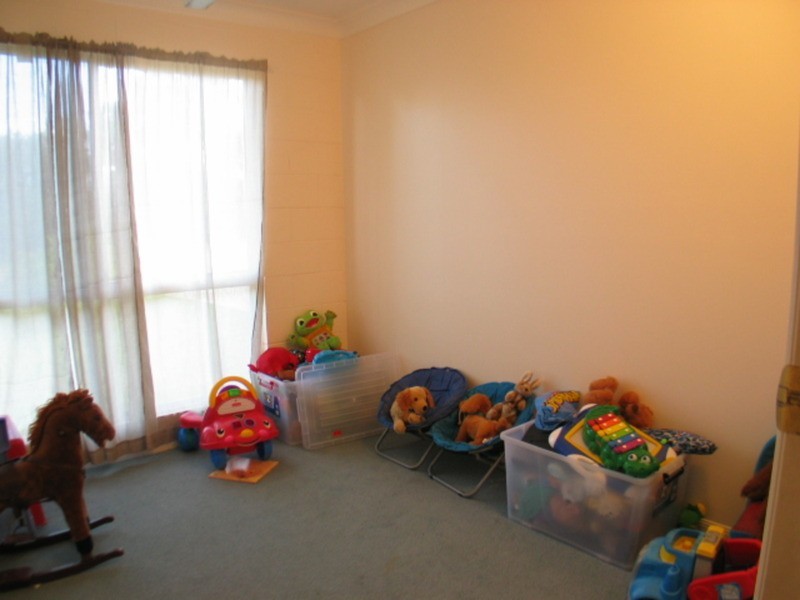 12 Emmerson Drive, Bowen QLD 4805