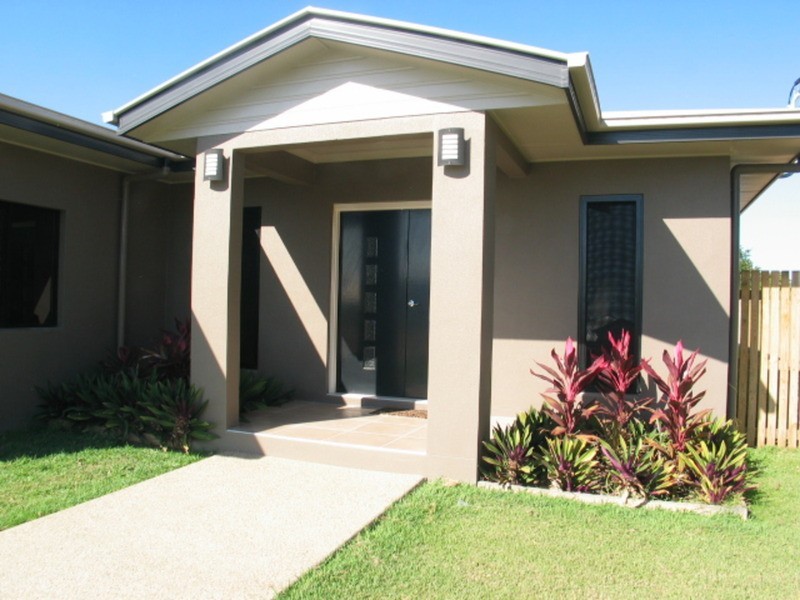 31 Matthews Street, Bowen QLD 4805