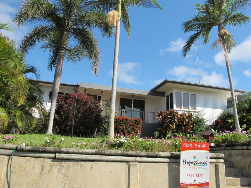 2A Sproule Street, Bowen QLD 4805