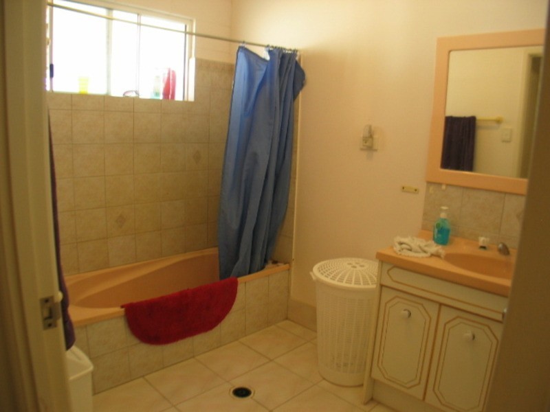 1875 Collinsville Road, Bowen QLD 4805