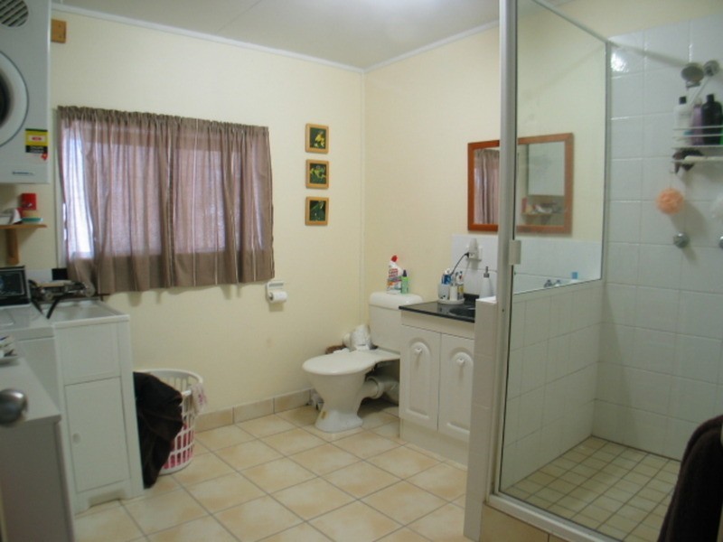 45 Edwards Esplanade, Bowen QLD 4805