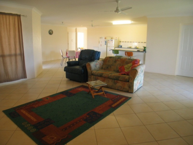 10 Lemon Grove, Bowen QLD 4805