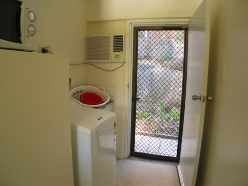 2/10 Poinciana Drive, Bowen QLD 4805