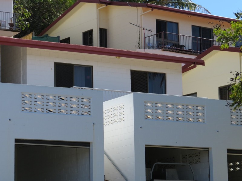 2/10 Poinciana Drive, Bowen QLD 4805