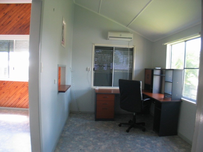 54 Skene Street, Bowen QLD 4805